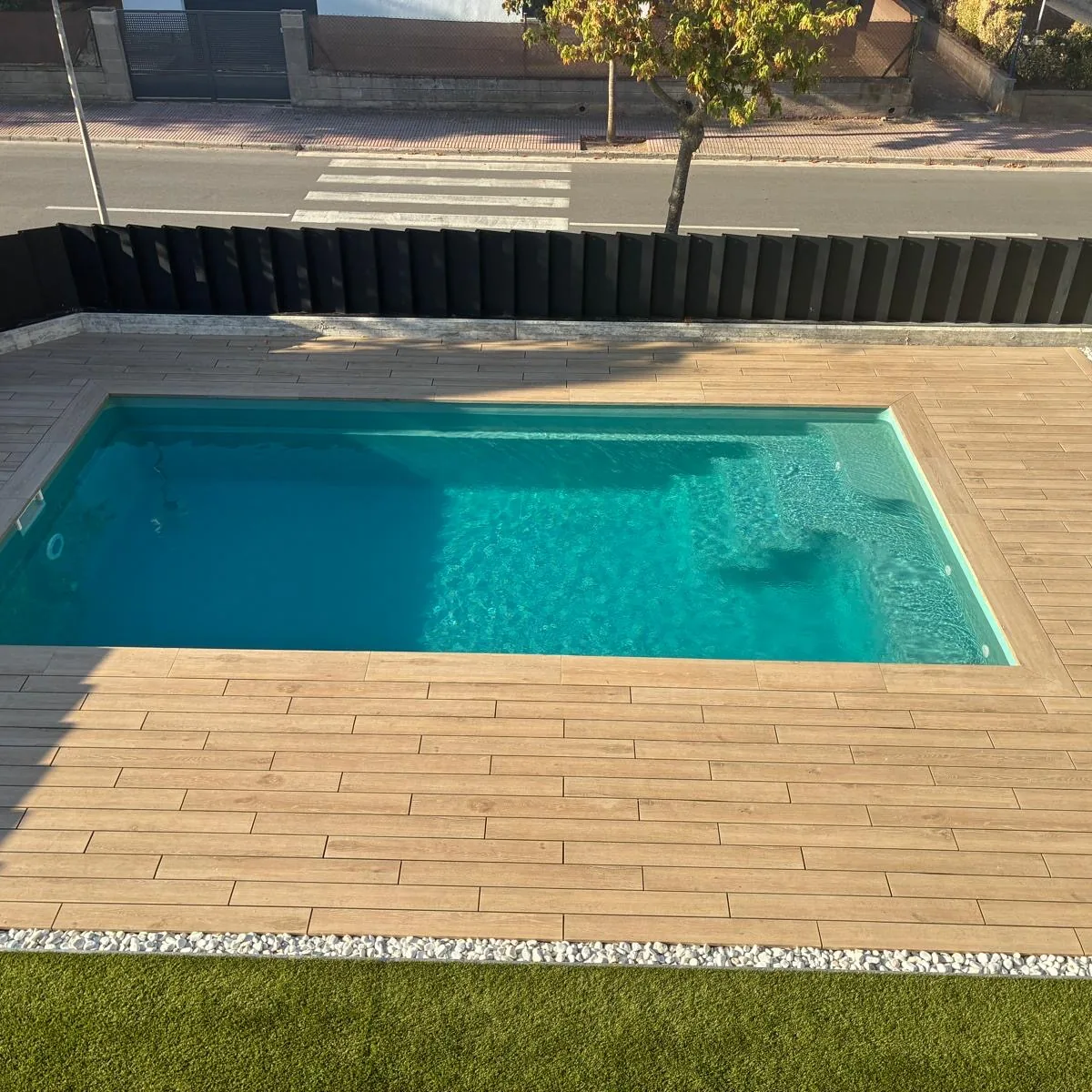 Gres porcelánico · Efecto madera