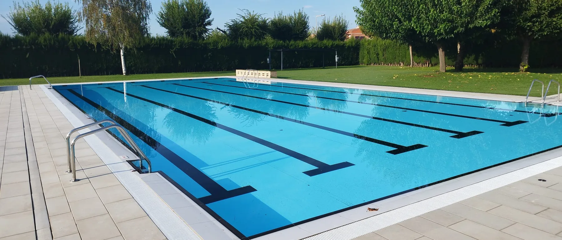 Piscina municipal construida por Europiscina